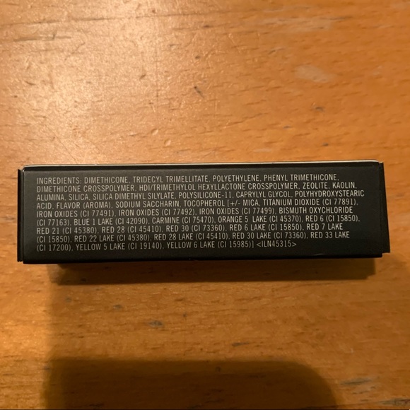 ✨5X HP✨🌺 2/$20 MAC Powder Kiss Lipstick in Werk - Picture 6 of 7